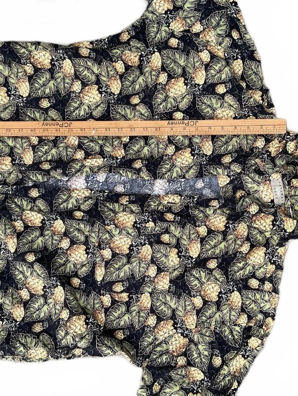 Unbranded Black Pineapple Print Skirt Size Unknown